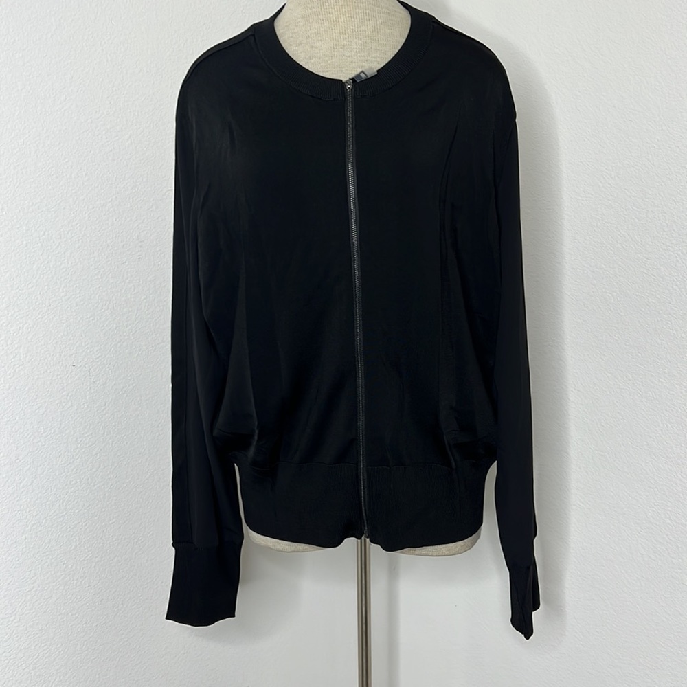 🔹 Ted Baker Black Milleo Contrast Cardigan